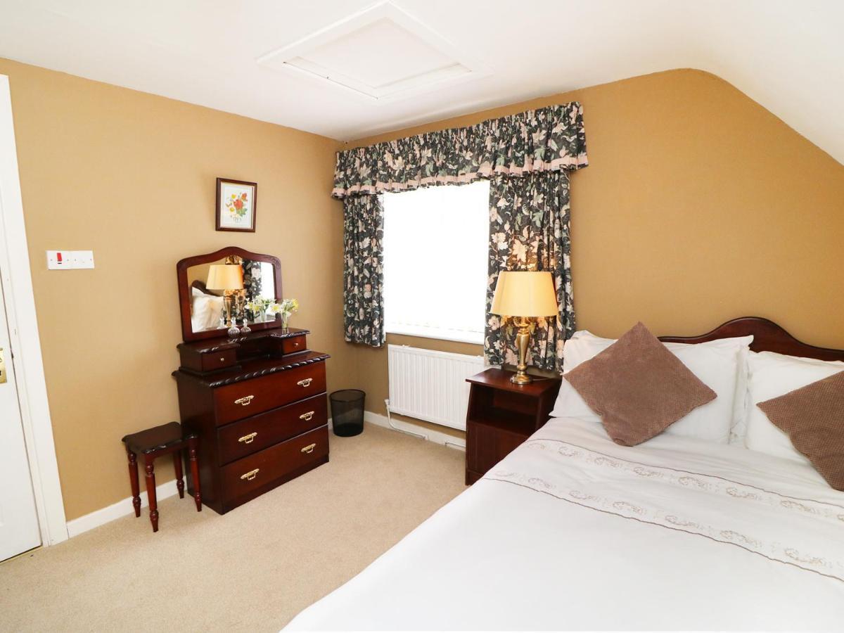 Julie'S Cottage Castleisland Exterior foto